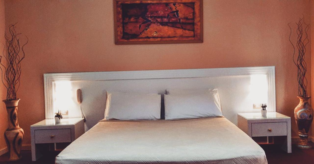 Hotel Le Olive Elbasan Exterior photo