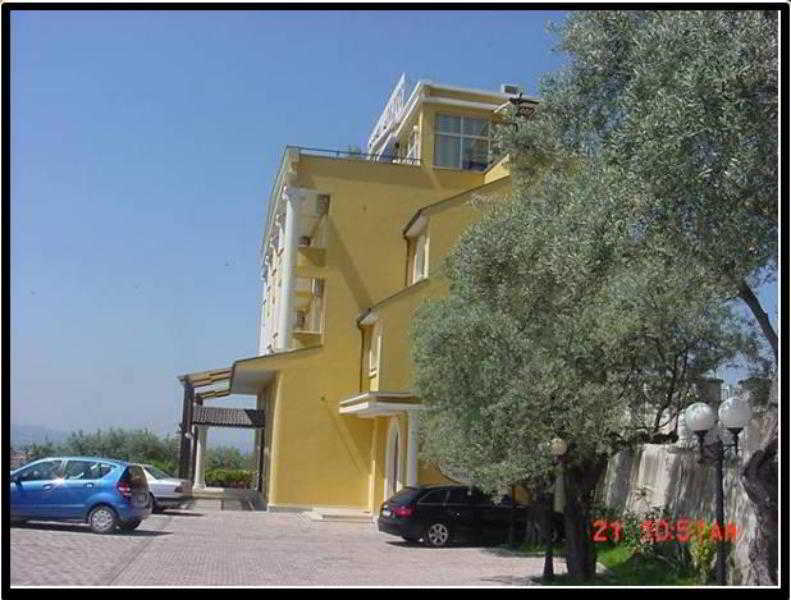 Hotel Le Olive Elbasan Exterior photo